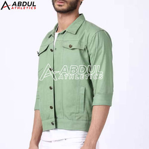 Veste d'hiver en jean style urbain pour homme, design intérieur isolé, look tendance, idéale pour un usage quotidien en hiver - Product Image 2