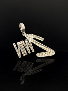 Pendentif personnalisé pour homme en alliage plaqué or avec diamants CZ imitation diamant - Product Image 2
