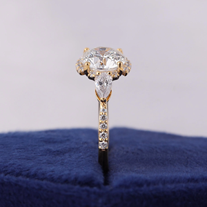 Anillo de compromiso clásico con diamante de talla brillante redondo para mujer, oro sólido de 18 quilates, diamantes cultivados en laboratorio con certificación IGI, color D - Product Image 4