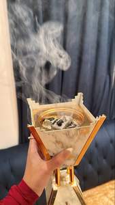 เตาเผาไม้หอมขนาดใหญ่ สีและขนาดตามสั่ง ราคาขายส่ง สำหรับบ้าน กลิ่นหอมแบบอาหรับ ทำด้วยมือจากเรซิ่นและไม้ สำหรับเดือนรอมฎอน - Product Image 4