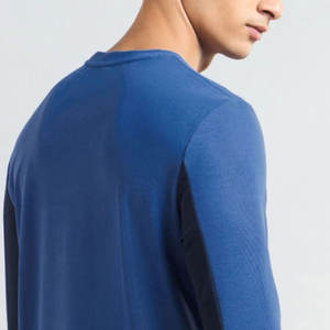 Camiseta de yoga para hombre, material totalmente transpirable y de secado rápido, 100% algodón, ropa deportiva para gimnasio, corte ajustado personalizado. - Product Image 5