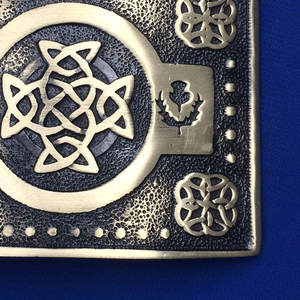 Hebilla de cinturón tradicional escocesa Highland con nudo celta, acabado antiguo, hebillas de cinturón con diseño celta en espiral, venta al por mayor de artículos antiguos - Product Image 3