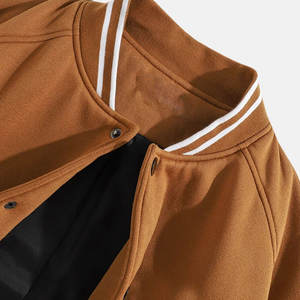 Chaqueta de invierno estilo Letterman para hombre, diseño casual y elegante, tela cómoda, adecuada para uso urbano, viajes y estilo diario. - Product Image 3