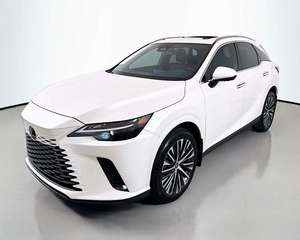 Lexus RX 350 Premium Plus FWD SUV 2023 d'occasion en excellent état - Product Image 2