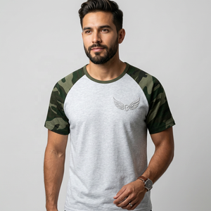 Camiseta de Manga Corta para Hombre, Cuello Redondo, Corte Regular, Diseño de Camuflaje con Logotipo en Relieve, Estilo Casual, Algodón Jersey - Product Image 5