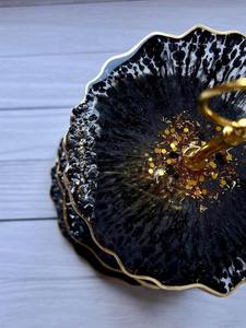 Support de service et de présentation de gâteaux rond en résine moderne, 3 pièces, fait main, respectueux de l'environnement, pour gâteaux et pâtisseries - Product Image 5