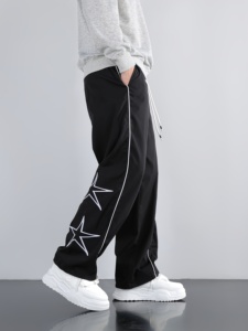 Pantalon de survêtement ample et décontracté en coton pour homme avec dentelle, respirant, taille élastique, fabriqué au Pakistan - Product Image 4