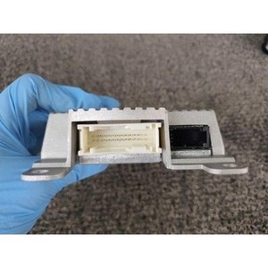 ECU และโมดูลคอมพิวเตอร์มือสองสำหรับรถยนต์ซีรีส์ 5 รุ่น 924418801 - Product Image 4