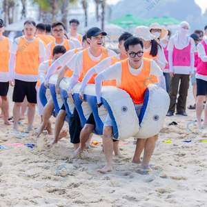 Chaussures gonflables haut de gamme pour team building en PVC toutes saisons Thuy Linh Vietnam, livraison en gros en 5-10 jours, installation facile, transport sécurisé et portable - Product Image 2