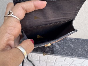 Hand Tooled Carving Leather Phone Purse Sling <b>Bag</b> <b>Small</b> Size Checkered Pattern Handbag For Women Daily Use Shoulder Strap - Product Image 5