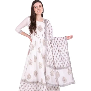 Conjunto de Kurti Anarkali con Estampado Floral de Algodón SAZU para Mujer, Elegante Kurta Anarkali con Dupatta y Pantalones Estampados, Ropa Étnica con Estilo - Product Image 1