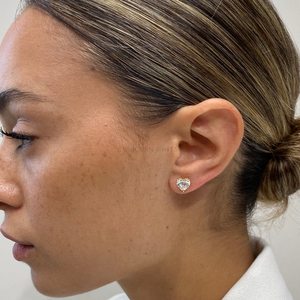 Pendientes de Oro de 10k, 14k y 18k con Diamantes Creados en Laboratorio, Certificados por IGI, Selección de Joyería Fina Sostenible, Estilos en Oro Amarillo, Rosa y Blanco - Product Image 4