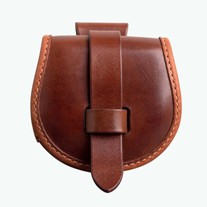 Pochette de chasse en cuir véritable marron de 15 pouces, sangle d'épaule arquée détachable, fermeture à fermoir sécurisée, design classique unisexe pour la chasse - Product Image 1