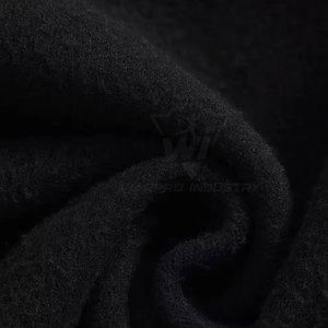 Chándal para hombre de material duradero con ajuste flexible, ideal para sesiones de entrenamiento y actividades deportivas diarias. - Product Image 6