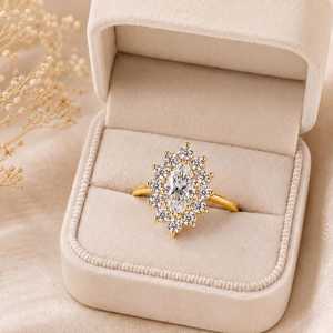 Bague de fiançailles en or massif 10K 14K 18K avec diamant de laboratoire taille marquise et taille rond, clarté E VVS, style vintage - Product Image 1