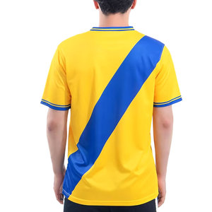 เสื้อฟุตบอลแขนสั้นโพลีเอสเตอร์ 100% ขายส่งแบบกำหนดเองได้ ดีไซน์ย้อนยุค พิมพ์ลายแบบซับลิเมชั่น ไซส์ใหญ่สำหรับผู้ชาย - Product Image 3