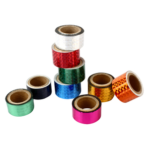 เทปตกแต่งโฮโลแกรมคุณภาพสูงแบบมีกาวในตัว ม้วนเทปหลากสีสะท้อนแสงสำหรับงานประดิษฐ์ บรรจุภัณฑ์ และงานโปรเจกต์ - Product Image 3