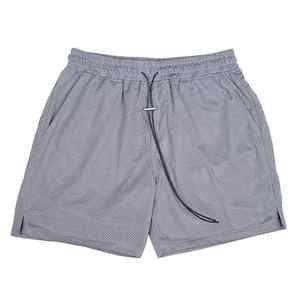 Shorts de sport décontractés gris en maille pour hommes, taille élastique avec cordon de serrage, respirants, personnalisables à l'avant, pour l'entraînement et la gym - Product Image 1