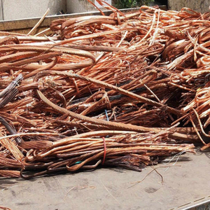 Chatarra de Cobre Premium, Cobre Mill Berry 99.99% Limpio y Brillante, Listo para Exportación a Granel en Fardos para Compradores Industriales - Product Image 1
