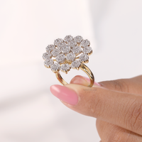 Anillo de Oro Amarillo de 14 Quilates con Diamantes de Laboratorio en Forma Floral, Anillo de Cóctel de Lujo de Inspiración Vintage, Anillo de Moda para Novia o Aniversario