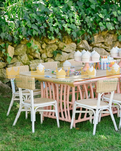 Chaise pour enfants en rotin artisanal à louer pour les organisateurs d'anniversaires, les mariages, les événements, les festivals et les décorations de fêtes pour enfants haut de gamme - Product Image 1