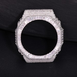 Boîtier de montre de luxe personnalisé en moissanite et diamant, pavé intégral, laiton plaqué or, argent VVS, accessoires de bijouterie - Product Image 5