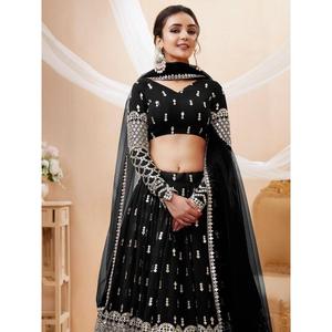 Elegante ropa de recepción de Georgette negra Lehenga Choli con hermosas lentejuelas para eventos nocturnos - Product Image 5