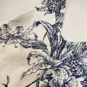 Débardeur Premium pour Femme : Design Tendance Idéal pour le Fitness, le Yoga et les Tenues Décontractées - Product Image 3