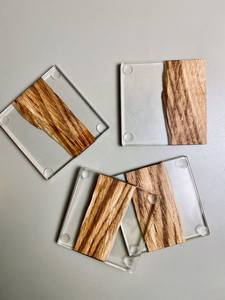 Posavasos Modernos de Resina y Madera, Rectangulares, Antideslizantes, con Diseño de Incrustaciones Azules, Hechos a Mano, Decorativos - Product Image 2