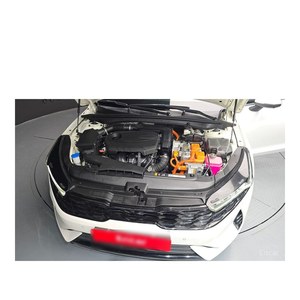 Kia K5 Noblesse 2023 con Volante a la Izquierda, Caja de Cambios Automática, Asientos de Cuero, Estándar de Emisiones Euro V, Cámara Trasera - 13.033 Km - Product Image 6