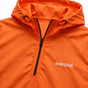 Veste coupe-vent à capuche pour homme, couleur personnalisée, fermeture éclair quart de tour, décontractée, printemps, avec poche avant, en polyester léger - Product Image 6
