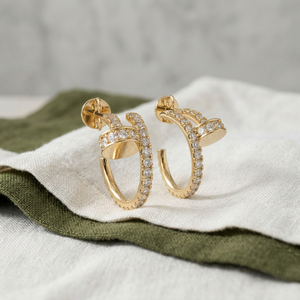 Boucles d'oreilles pendantes en or synthétique en forme de goutte d'eau, bijoux fins de qualité supérieure pour femmes, accessoires en forme de poire, vente en gros pour femmes - Product Image 1