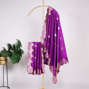 Dupatta Pathani avec travail de tissage Zari et pompons - Product Image 1