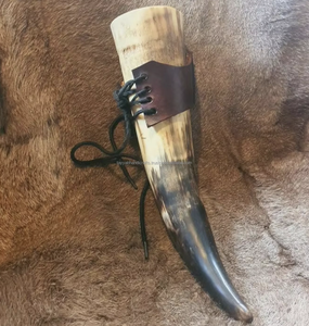 Corne à boire en forme de partage, nouveau design, qualité d'exportation, corne de buffle, design et fabrication artisanale - Product Image 1