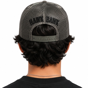 หมวกแก๊ปแบบ Trucker สำหรับทุกเพศ ปรับขนาดได้ คุณภาพพรีเมียม ปักลายตามสั่ง ระบายอากาศได้ดี กันน้ำ 6 แผง เหมาะสำหรับการเดินทาง รับผลิตแบบ OEM - Product Image 3