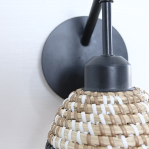 โคมไฟติดผนังจากหญ้าทะเลธรรมชาติ ดีไซน์มินิมอล คุณภาพสูงจากผู้ผลิตเวียดนาม ไอเท็มจำเป็นสำหรับการตกแต่ง - Product Image 5