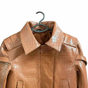 Veste moto en cuir gaufré croco pour femme, col rabattu, manches longues, coupe courte, style hiver - Product Image 3