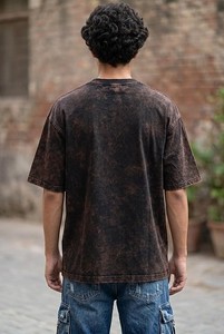 T-shirt pour homme en jersey de coton lourd, coupe classique, manches courtes, col rond, streetwear, avec logo imprimé numériquement sur le devant - Product Image 4