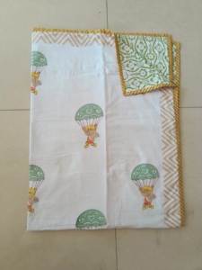 ผ้าโดฮาร์พิมพ์ลายด้วยมือแบบออร์แกนิค ลายนกสีส้ม ขอบสีเหลือง ใช้ได้ทุกฤดู ผลิตจากผ้าฝ้าย สำหรับใช้ในบ้าน สไตล์โมเดิร์น - Product Image 3