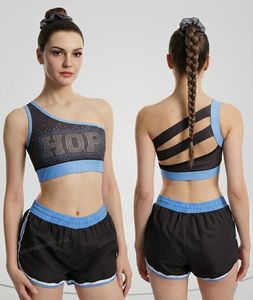 Conjuntos de entrenamiento de porristas con diseño personalizado, top corto y shorts con logo de pedrería AB, fabricante de ropa de práctica de baile - Product Image 1