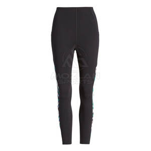 Leggings pour femmes au design tendance, personnalisables, vente en gros, légers - Product Image 1