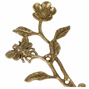 High Quality Gold Coat <b>Hooks</b> with 3D Bee & Flowers Shape Metal <b>Wall</b> <b>Hooks</b> for Entryway Bathroom Bedroom Farmhouse Decoration - Product Image 2