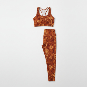 Ensembles de yoga et de sport sans couture, unis, grandes tailles, avec pantalon push-up et soutien-gorge dos croisé pour un maintien optimal, pour l'entraînement et la gym - Product Image 2