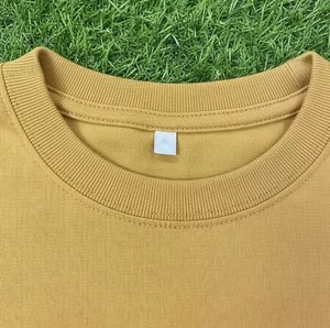 เสื้อยืดแขนสั้นผู้ชายทรงหลวม 300 กรัม พิมพ์โลโก้ตามสั่ง สำหรับฤดูใบไม้ผลิและฤดูร้อน สีตามสั่ง ผ้าฝ้าย 100% - Product Image 3