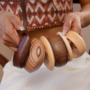 Oferta Especial: Pulsera y Brazalete de Madera con Diseño Vintage Personalizable, Superventas con Opciones de Talla - Product Image 3