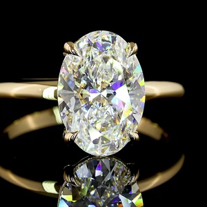 Bague de fiançailles classique personnalisée en moissanite ovale certifiée IGI 3 carats, solitaire en or jaune 14K, fabricant de bagues de mariée - Product Image 3