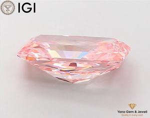 เพชรสีชมพูสดใส ระดับความสะอาด VS1 ผลิตด้วยวิธี CVD รูปทรงเรเดียนท์ 6.00 กะรัต พร้อมใบรับรอง IGI สำหรับแหวนหรือจี้ - Product Image 4