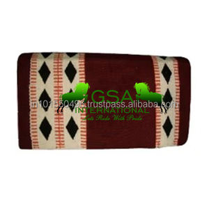 Manta de Silla de Montar con un Hermoso Diseño Geométrico, Totalmente Personalizable, 100% Lana de Nueva Zelanda, para Equitación Western - Product Image 1