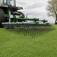 Râteau à gazon monté sur tracteur de 2,08 m avec 168 dents à ressort pour l'élimination du tapis de pelouse et la re-sémeuse - Prix de dépôt