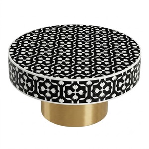 Mesa de Centro Redonda de Madera con Incrustaciones Geométricas Azules, Hecha a Mano, con Base de Latón Dorado para Sala de Estar, Hotel, Villa - Product Image 5